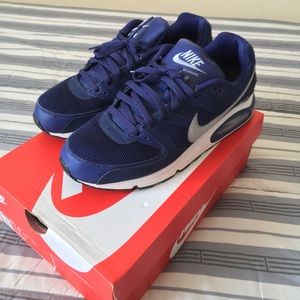 Nike Air Max Command